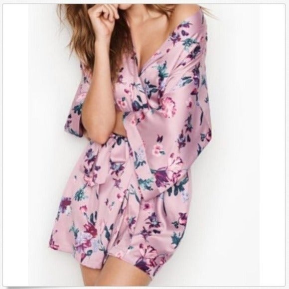 VS VERY SEXY SHORT SEXY PINK FLORAL ROBE